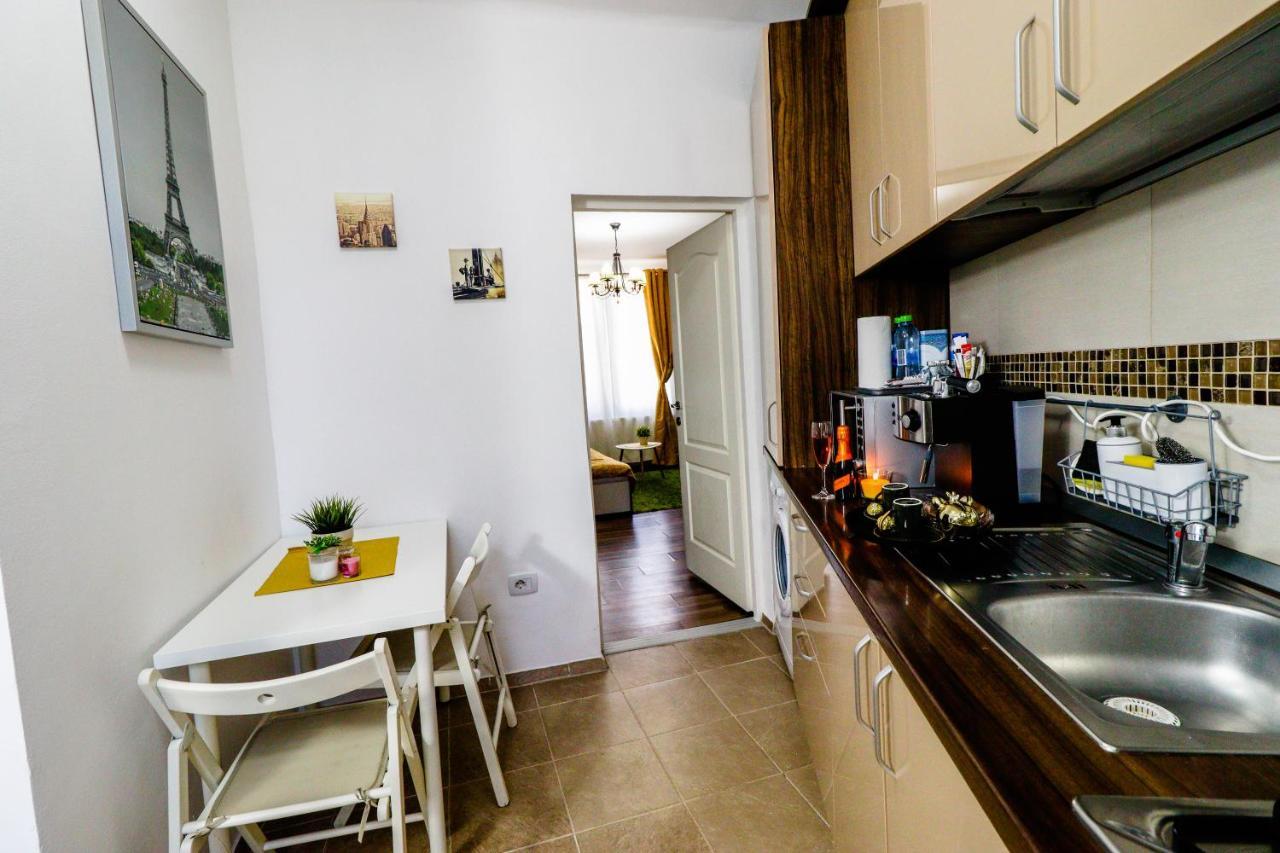 Central Old City Center Studio Universitate Coltea - Cav9 Bukarest Exteriör bild